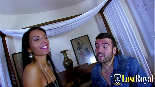Sexy MILF Bettina fucked in the ass by new neighbor