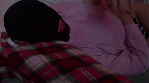 Married Slut Desperately Hides Her Face While Giving Sloppy Head on Camera to Keep Her Affair Secret